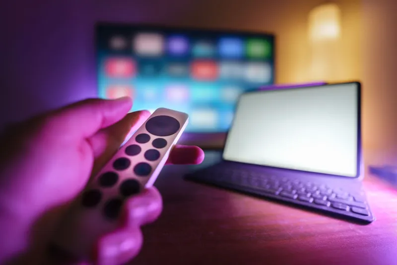 Infinite Scroll, Zero Guts: How Streaming Trained Us to Love Mediocrity